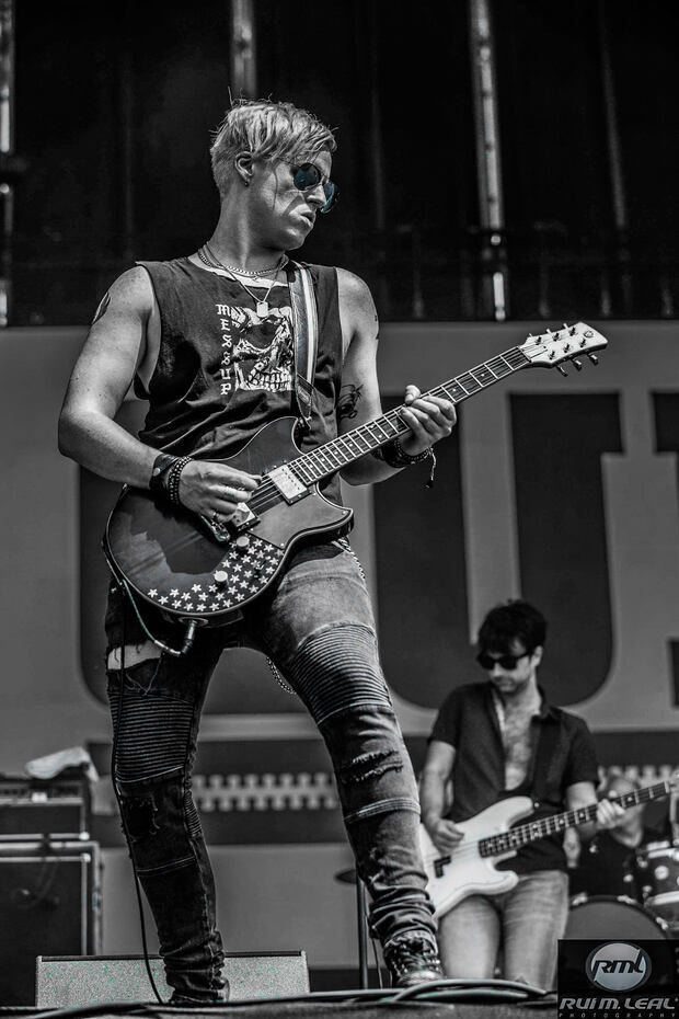 Guitar Lessons with Tommy Gentry Guitar Lessons with Tommy Gentry