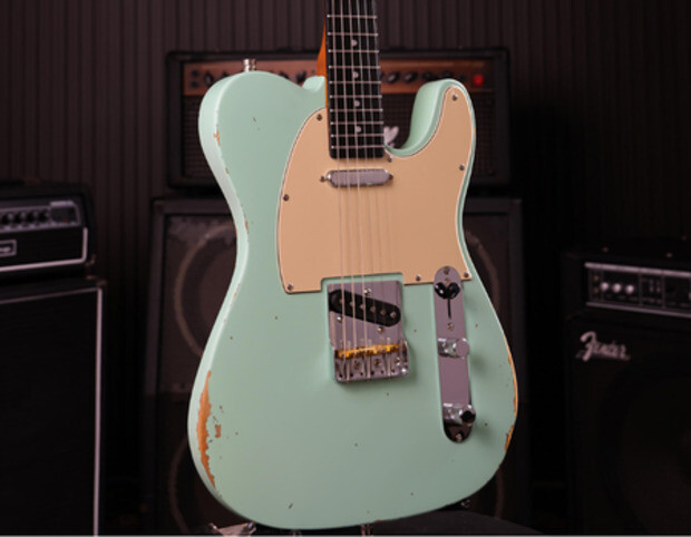 Patina 6 Series PT-6 Single Cutaway Relic Guitar Sea Foam Green Patina 6 Series PT-6 Single Cutaway Relic Guitar Sea Foam Green